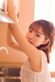 美女扒开尿口露出奶头不遮挡图片